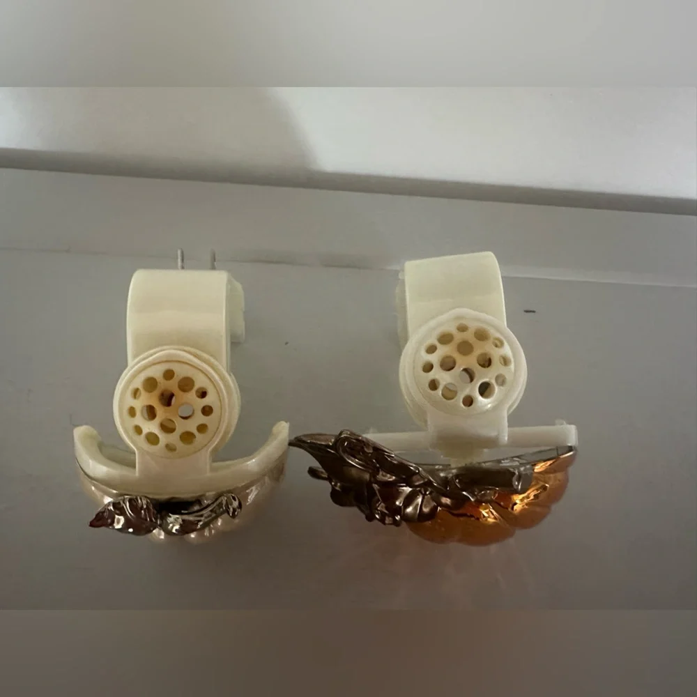 Bath & body Works wallflower plugs / nightlights - fall collection - preowned
